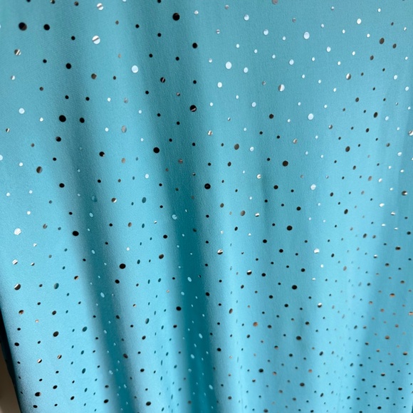 Susan Graver Plus Size Turquoise w/Silver Metallic Dots Top 3X - Picture 2 of 6